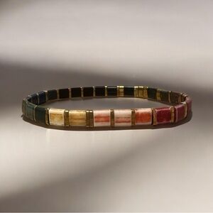Tai Iridescent Gold & Green Tila Bracelet